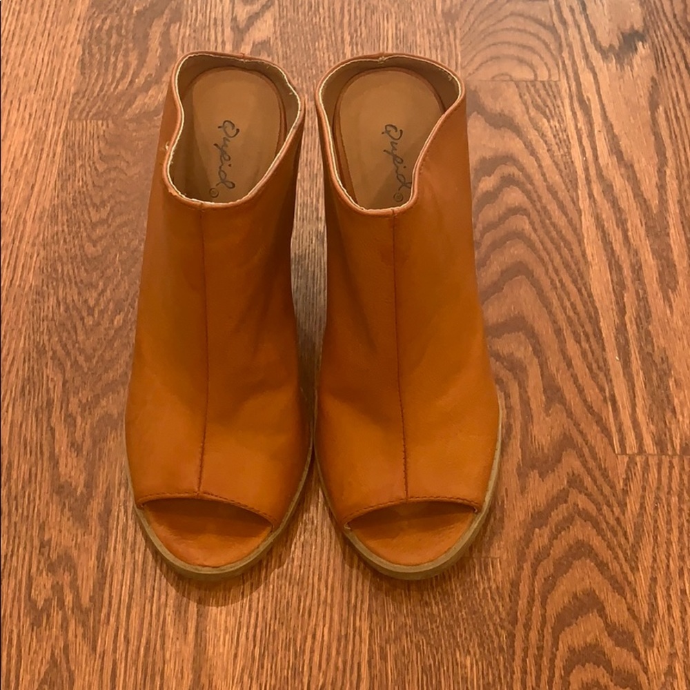 Qupid Peep Toe Platform Sandal